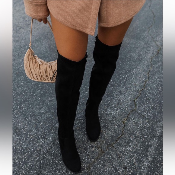 Black Over The Knee Chunky Low Heel
Lace Up Boots - Picture 3 of 11